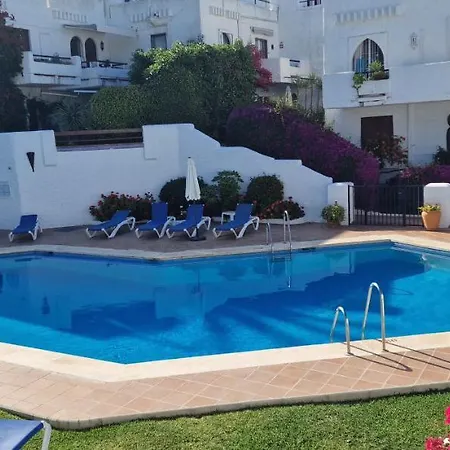 Large 1 Bedroom Close To Puerto Banus *