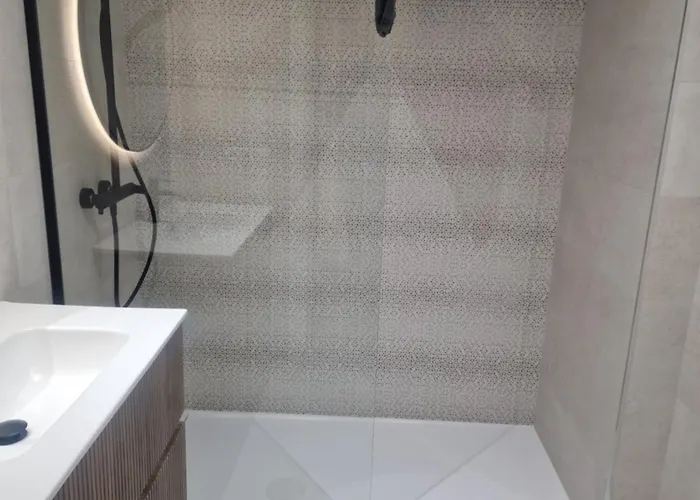 Large 1 Bedroom Close To Puerto Banus Apartament Marbella