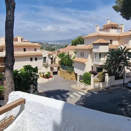 Large 1 Bedroom Close To Puerto Banus